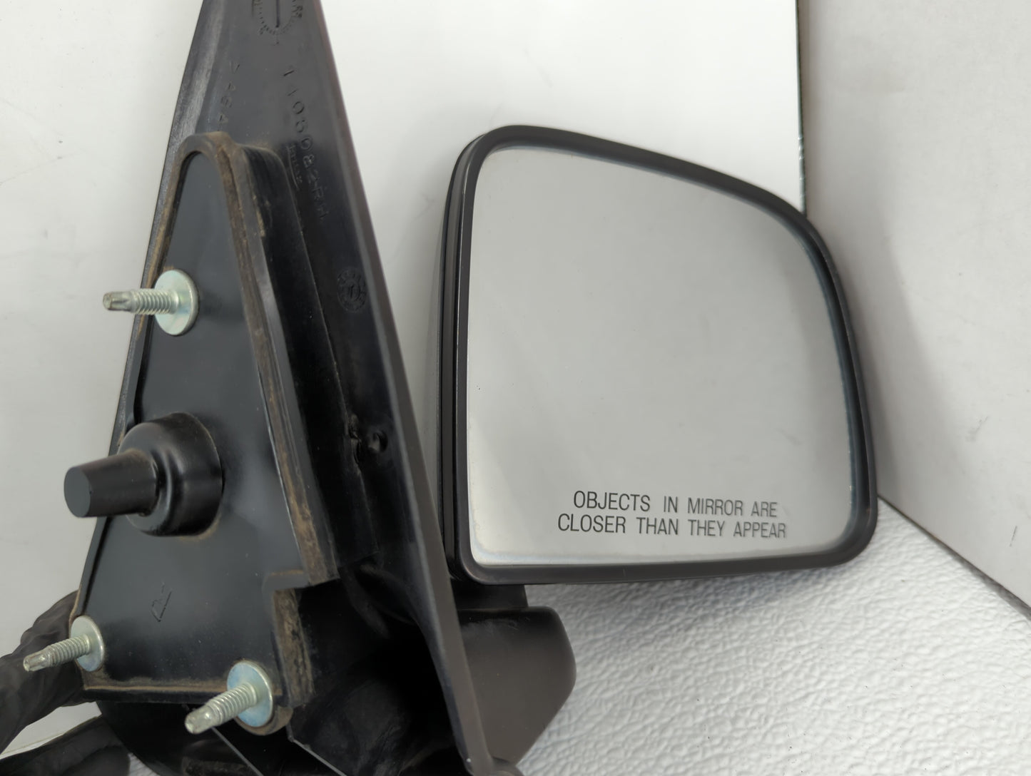 1995-2005 Ford Ranger Passenger Side View Mirror - Right Door Mirror OEM Used - Oemusedautoparts1.com