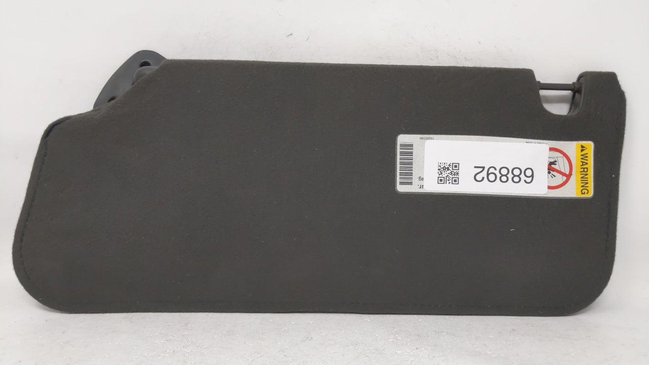 1996 Oldsmobile Bravada Sun Visor Shade Replacement Passenger Right Mirror Fits OEM Used Auto Parts - Oemusedautoparts1.com