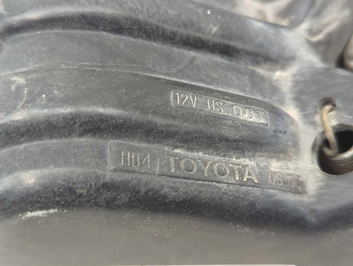 1995-1996 Toyota Camry Passenger Right Oem Head Light Headlight Lamp 1449338 - Oemusedautoparts1.com
