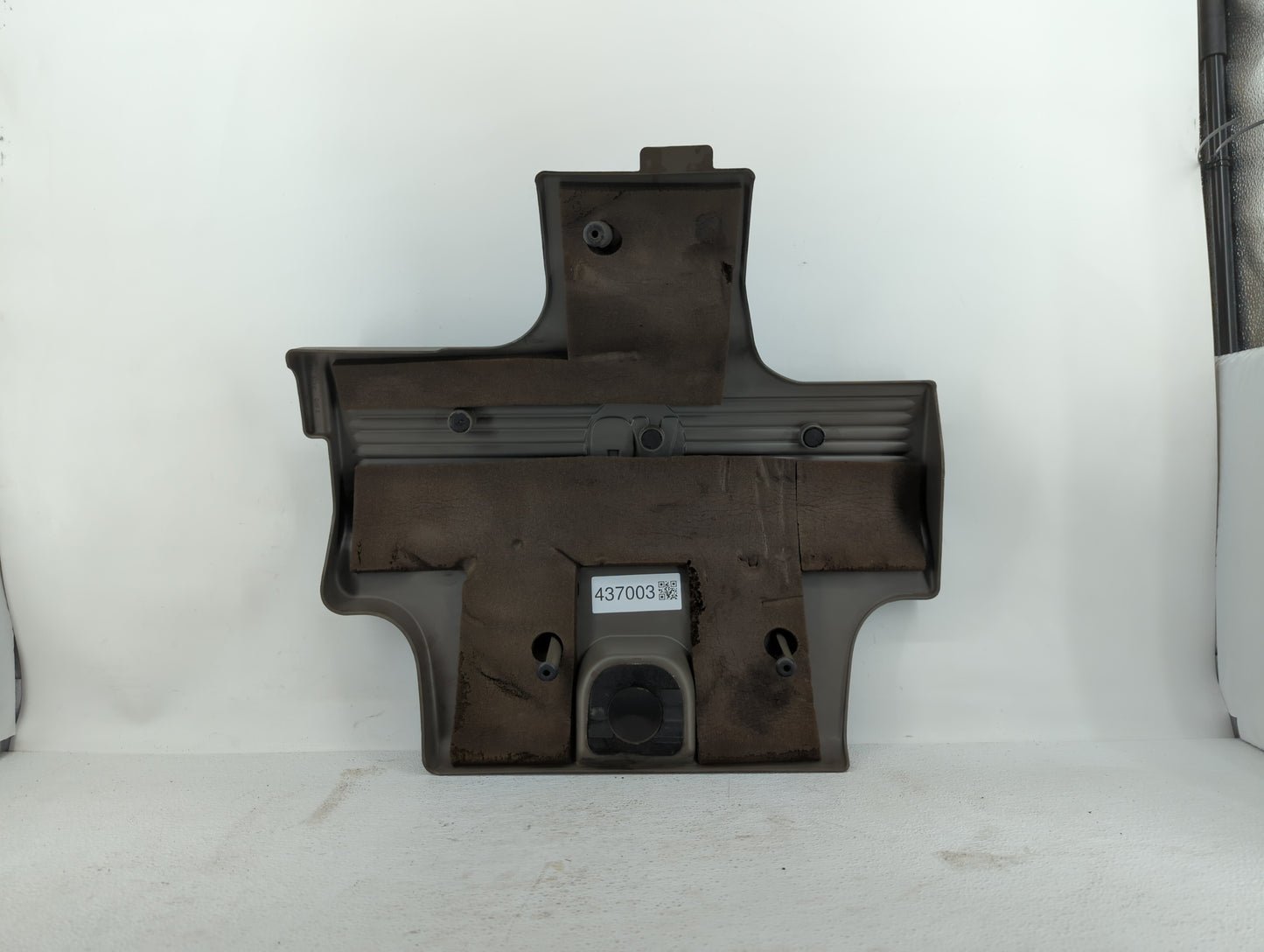 1997 Audi S8 Engine Cover - Oemusedautoparts1.com