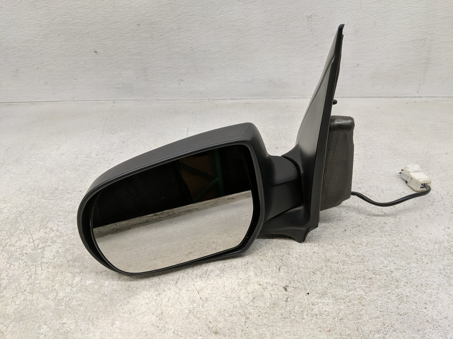 1997 Buick Park Avenue Driver Side View Mirror - Left Door Mirror OEM Used - Oemusedautoparts1.com