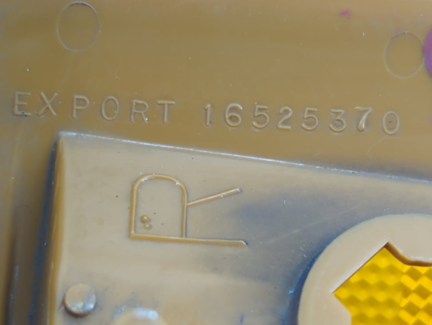 Chevrolet 1500 Passenger Right Oem Front Light Lamp - Oemusedautoparts1.com