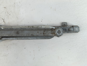 1995-2005 Chevrolet Cavalier Passenger Front Door Window Oem