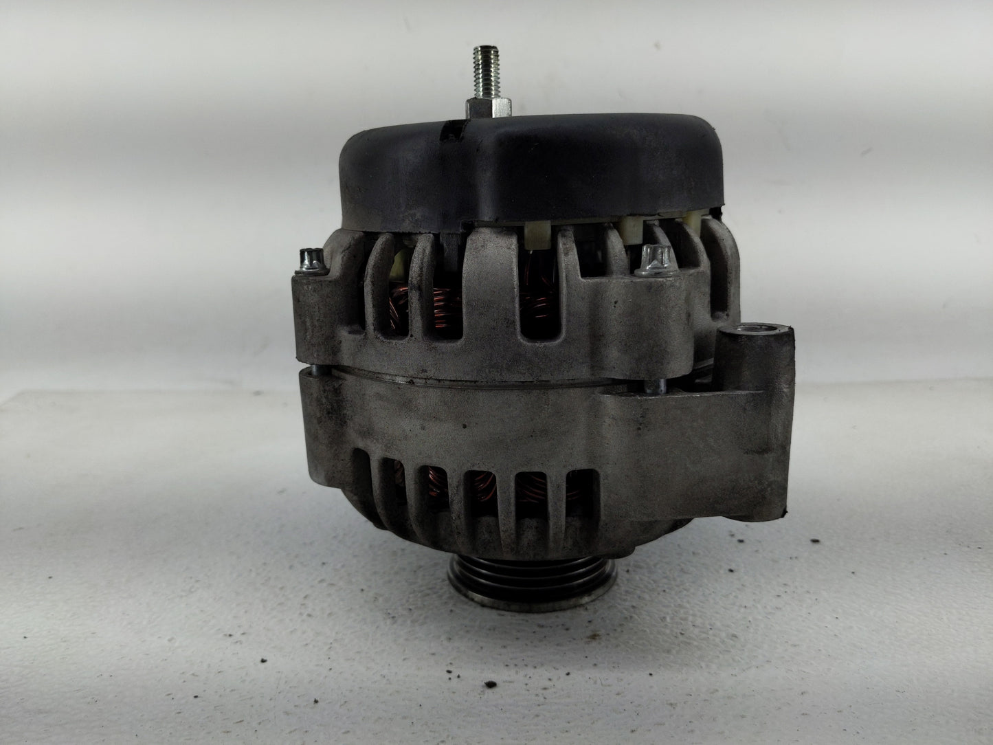 1997 Chevrolet K1500 Alternator Replacement Generator Charging Assembly Engine OEM Fits Fits 1996 1998 1999 2000 OEM Used Au