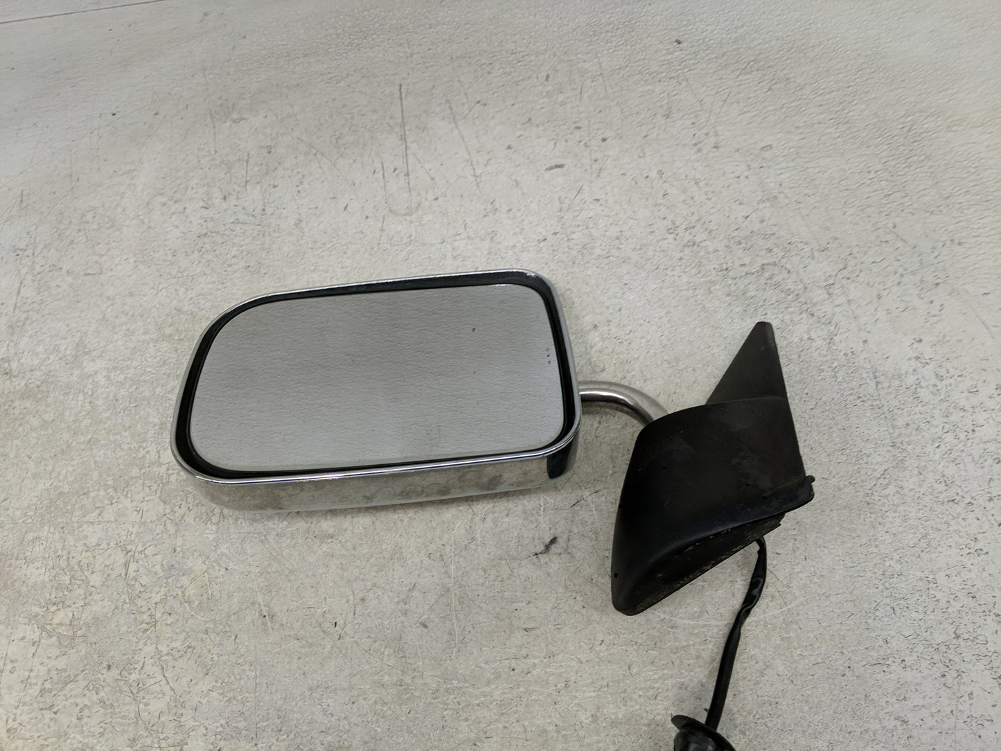 1997 Dodge Dodge 1500 Pickup Driver Side View Mirror - Left Door Mirror OEM Used - Oemusedautoparts1.com