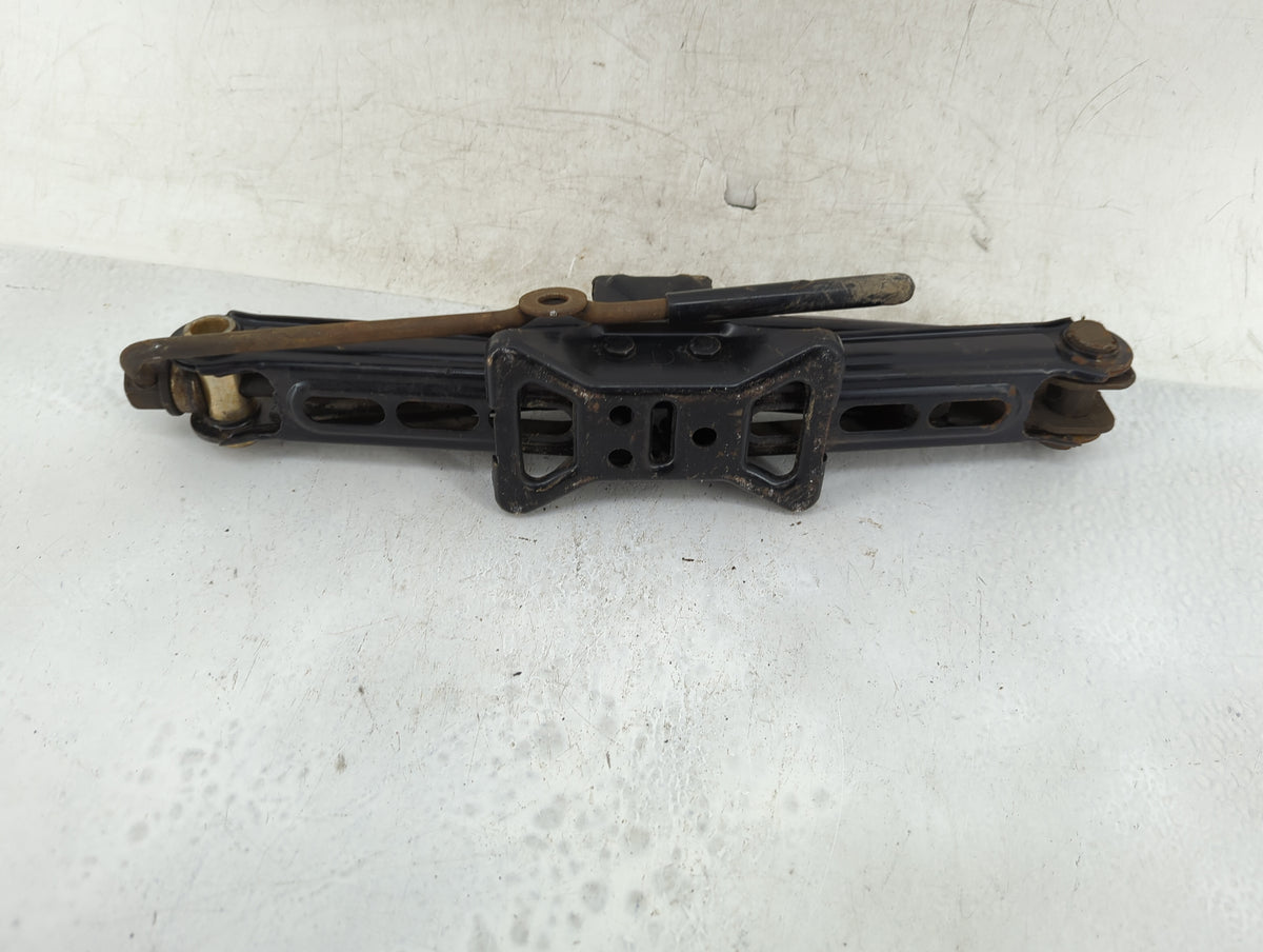 1997 Ford Contour Spare Scissor Car Jack - Oemusedautoparts1.com