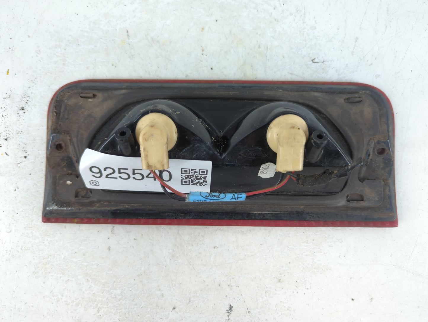 Ford E-150 High Mounted Stop Third Brake Light Lamp - Oemusedautoparts1.com