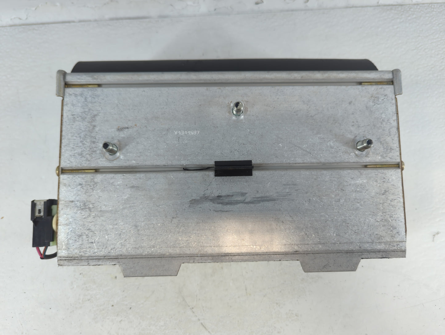 1997-1998 Ford E-150 Air Bag Passenger Right Dashboard OEM P/N:F7UB 5044A74 AF Fits Fits 1997 1998 OEM Used Auto Parts - Oem
