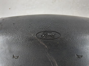 1995-1997 Ford Explorer Air Bag Driver Left Steering Wheel Mounted P/N:F67B-78043B13-AB Fits Fits 1995 1996 1997 OEM Used Auto Parts