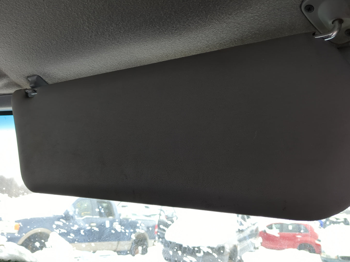1997 Ford F-250 Sun Visor Shade Replacement Passenger Right Mirror Fits OEM Used Auto Parts - Oemusedautoparts1.com
