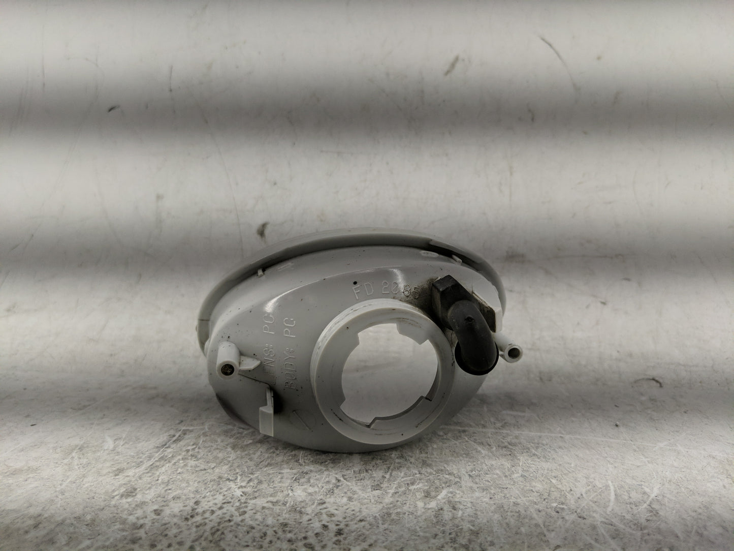 1996-1997 Ford Taurus Passenger Right Oem Front Light Lamp - Oemusedautoparts1.com