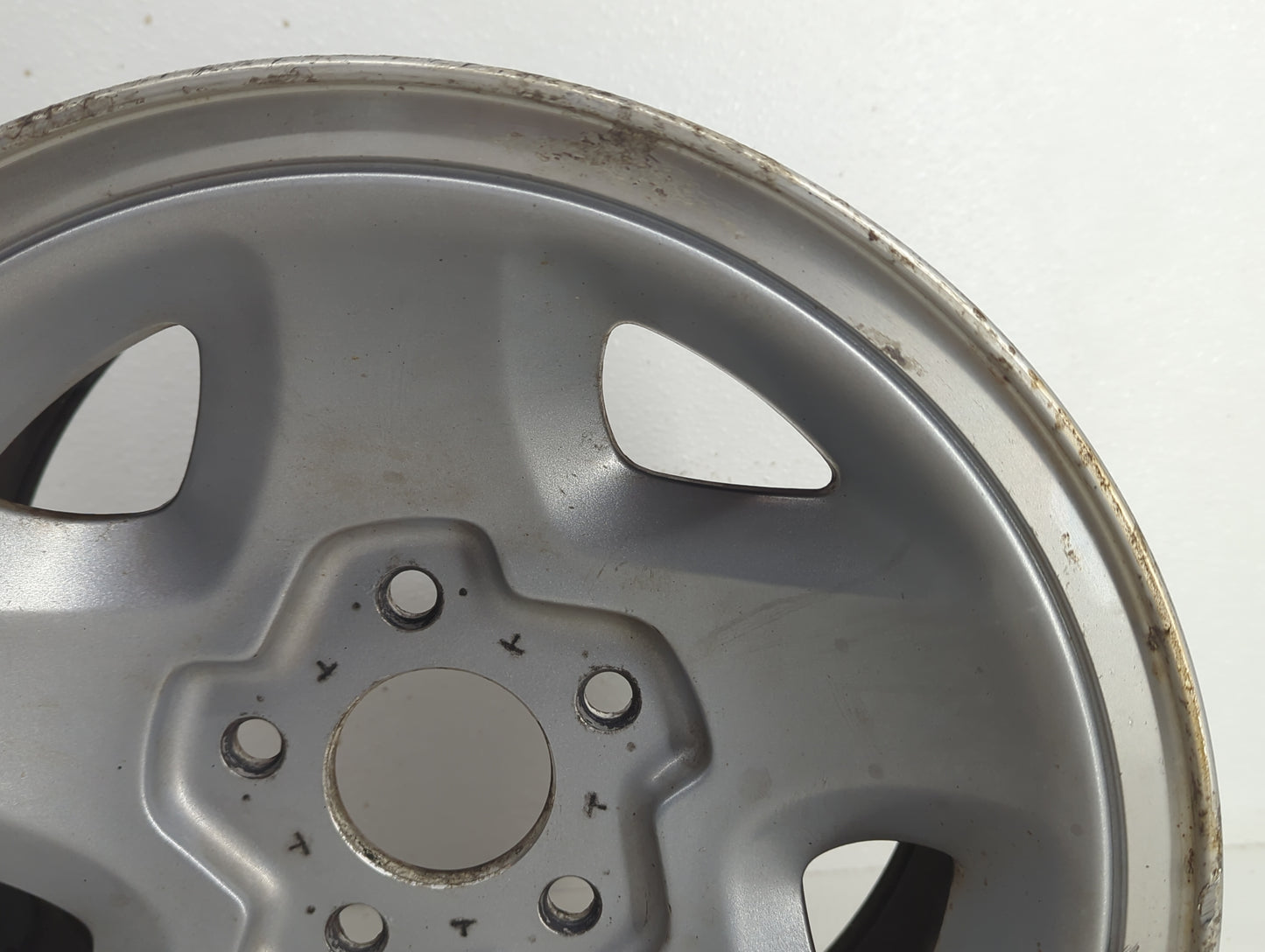 Gmc S10 Blazer Oem Wheel Rim - Oemusedautoparts1.com