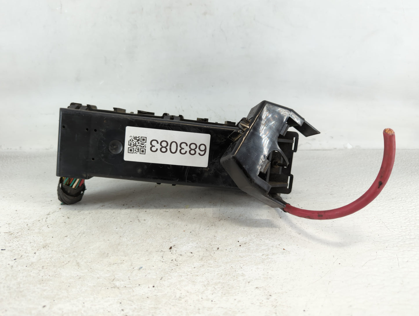 1997-1998 Jeep Grand Cherokee Chassis Control Module Ccm Bcm Body Control - Oemusedautoparts1.com