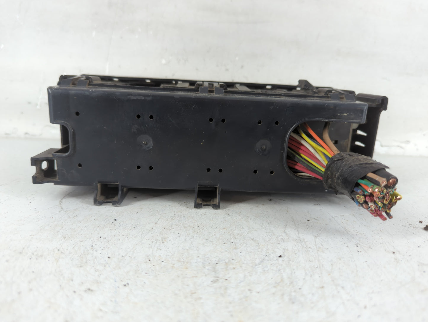 1997 Mercury Mountaineer Fusebox Fuse Box Panel Relay Module P/N:F67B-14A003-AA Fits OEM Used Auto Parts - Oemusedautoparts1