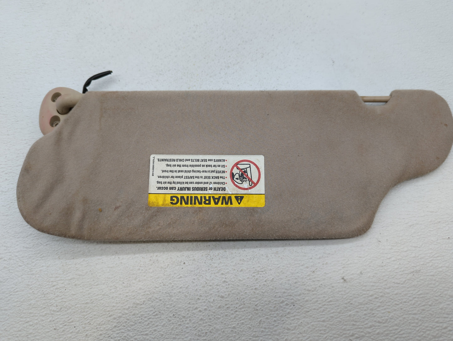 1998 Cadillac Deville Sun Visor Shade Replacement Passenger Right Mirror Fits OEM Used Auto Parts - Oemusedautoparts1.com