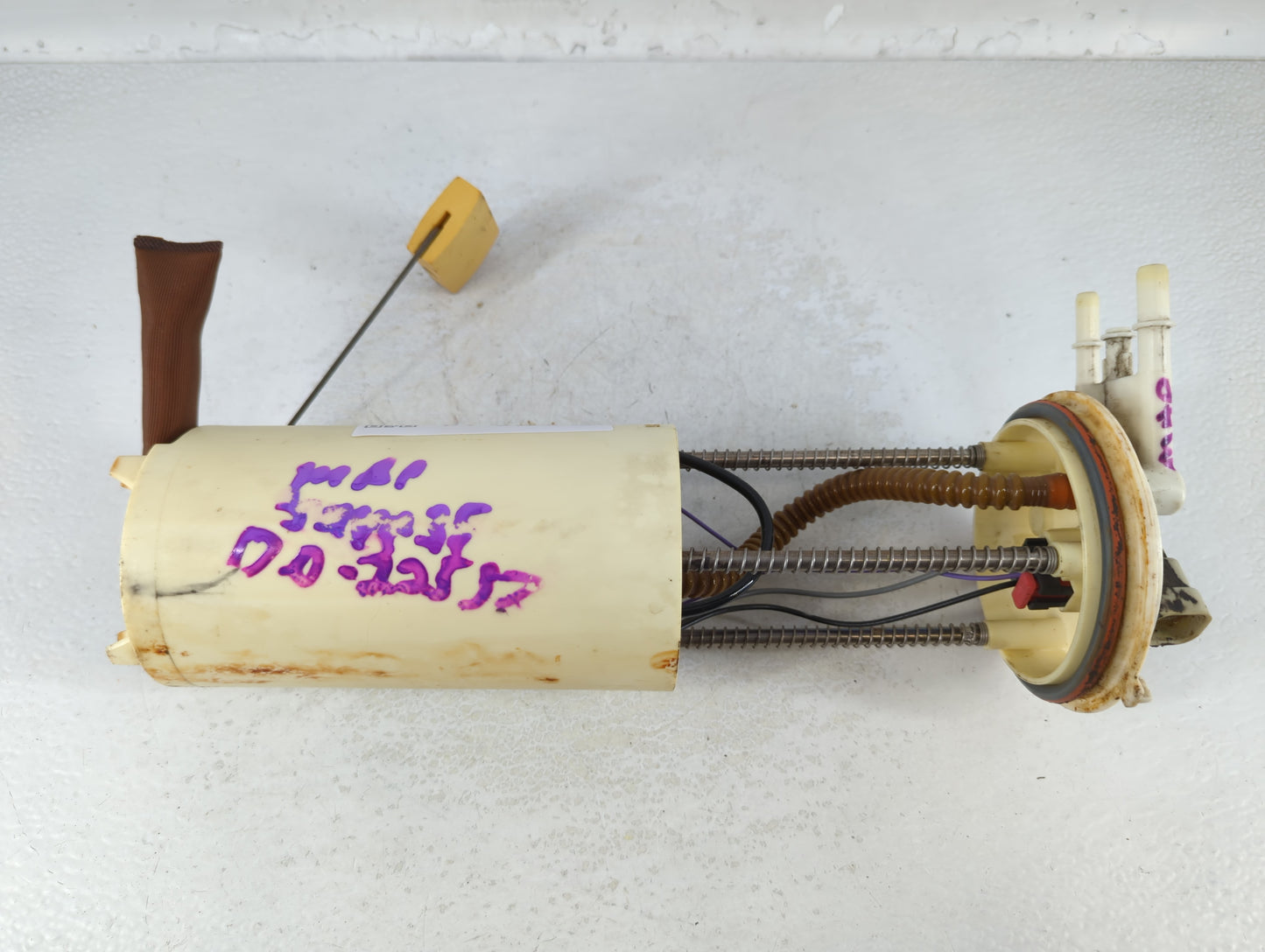 1998 Cadillac Sts Electrical Gas Fuel Pump Assembly - Oemusedautoparts1.com