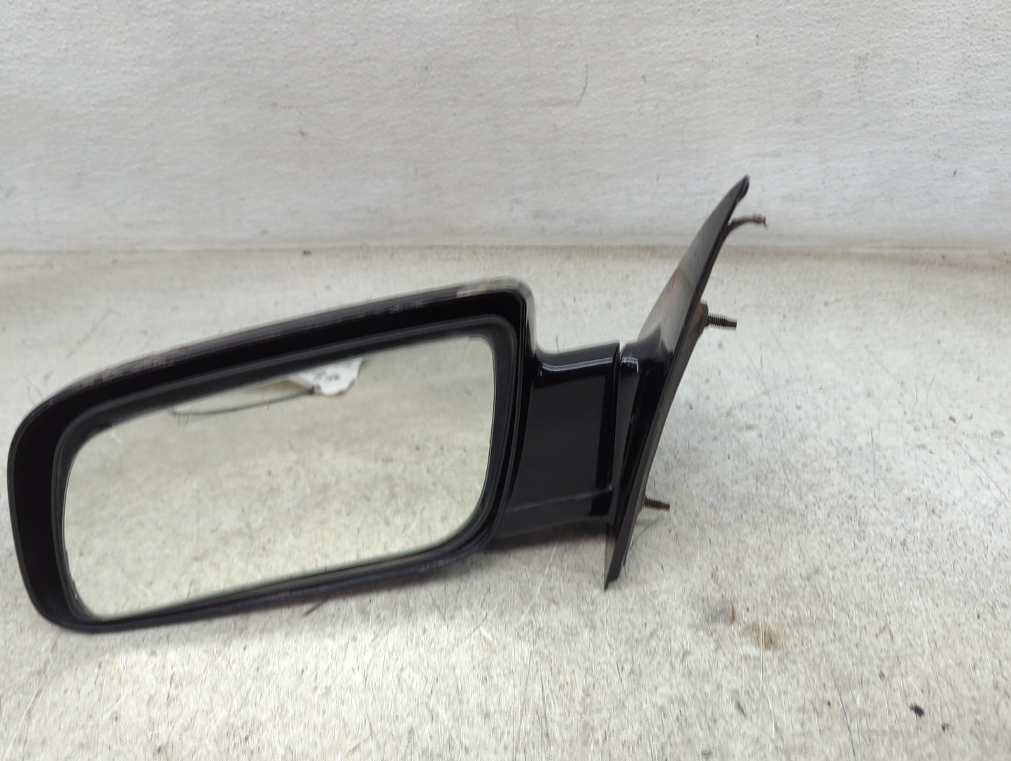 1998 Chevrolet Astro Driver Side View Mirror - Left Door Mirror OEM Used - Oemusedautoparts1.com
