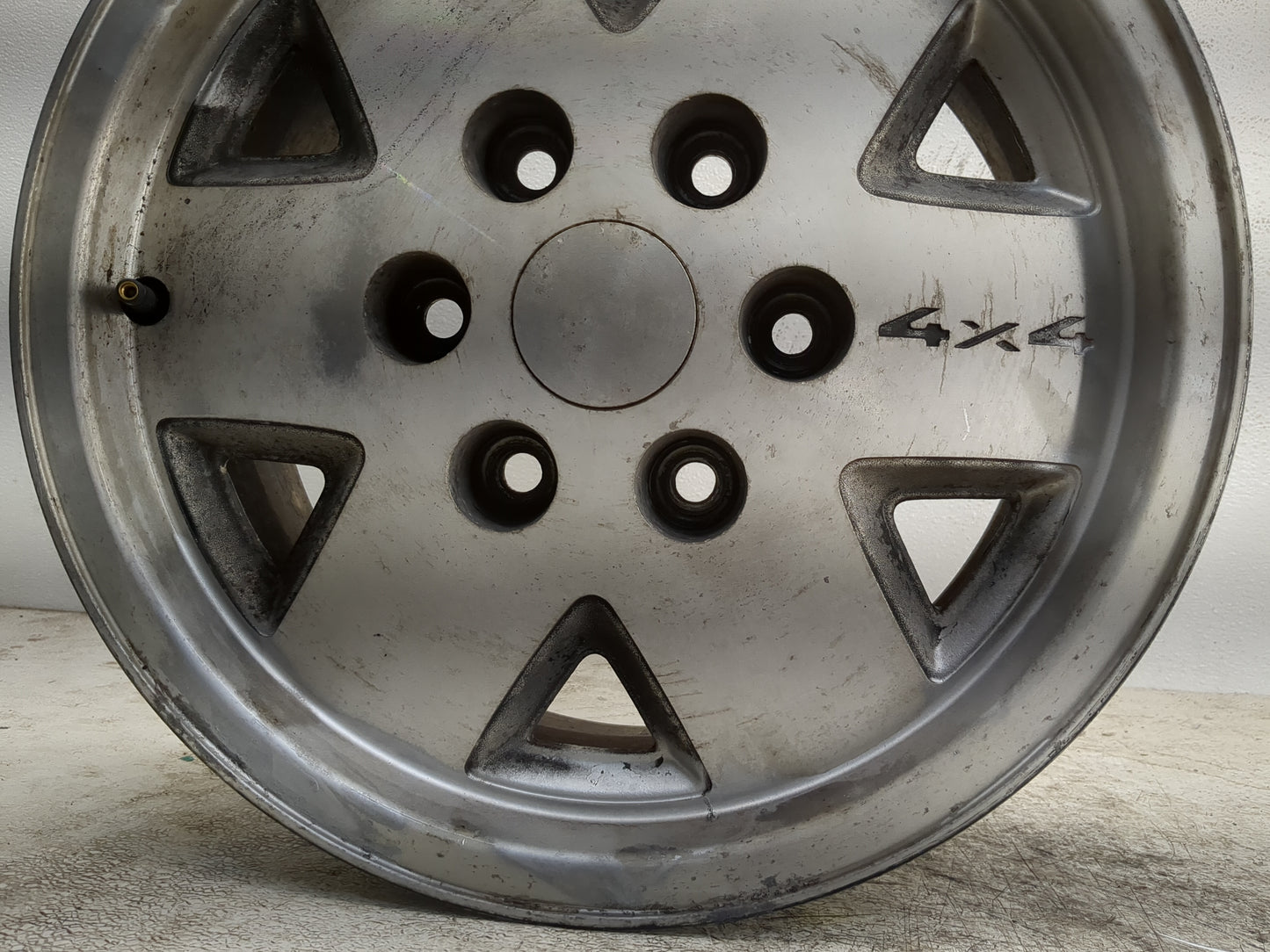 Chevrolet K1500 Oem Wheel Rim - Oemusedautoparts1.com