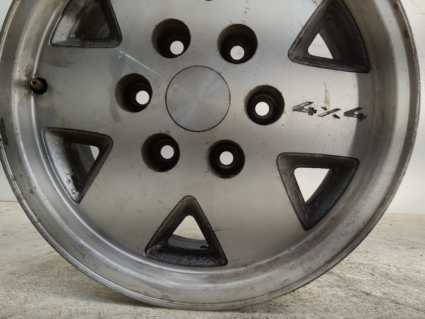Chevrolet K1500 Oem Wheel Rim - Oemusedautoparts1.com