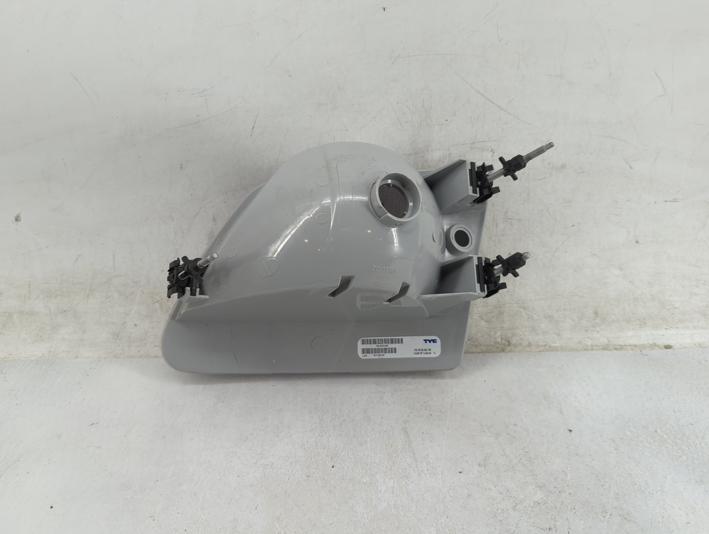 Ford Expedition Passenger Right Oem Head Light Headlight Lamp 1155630 - Oemusedautoparts1.com