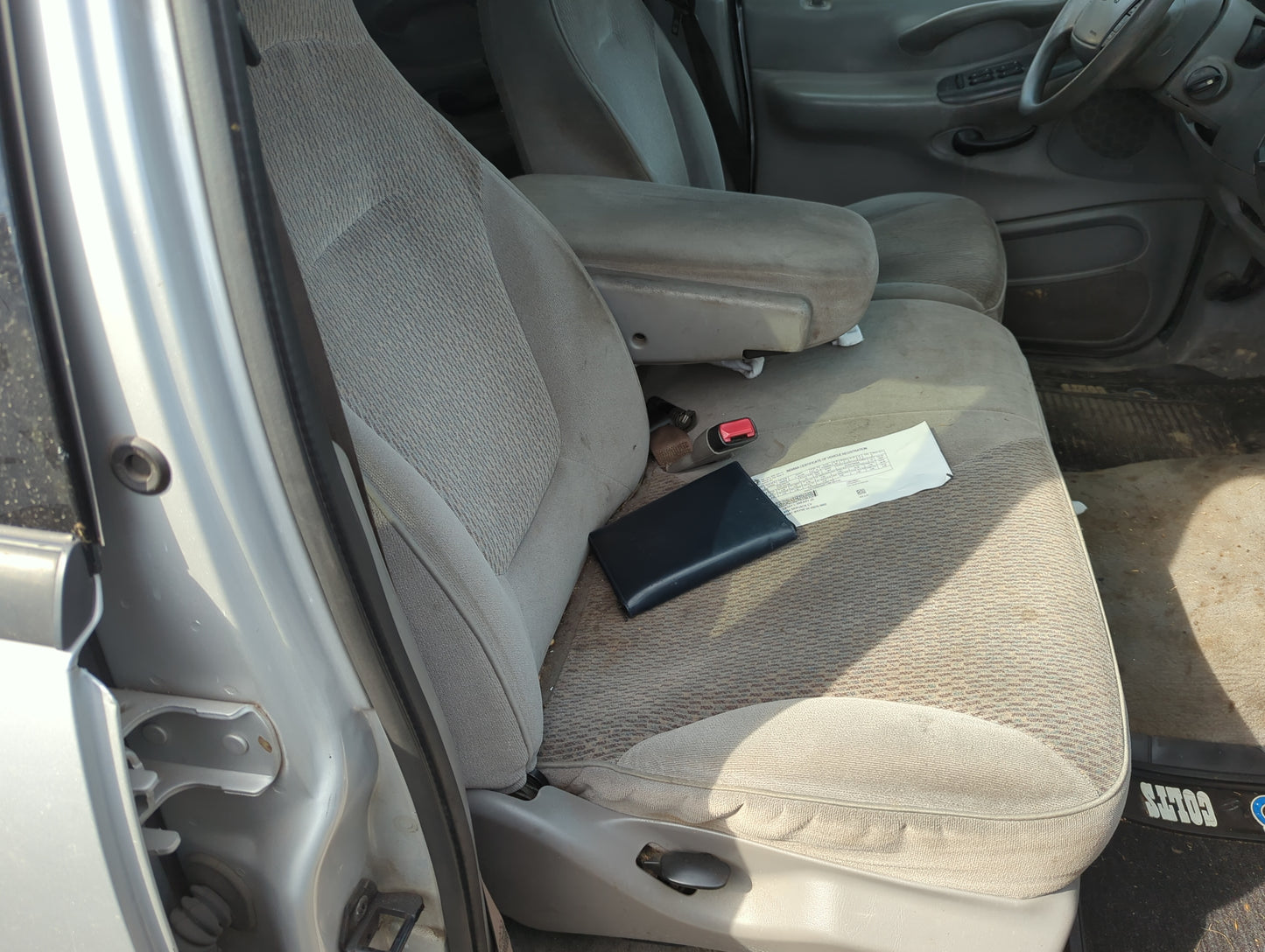 1998 Ford Expedition Passenger Front Seat Oem - Oemusedautoparts1.com