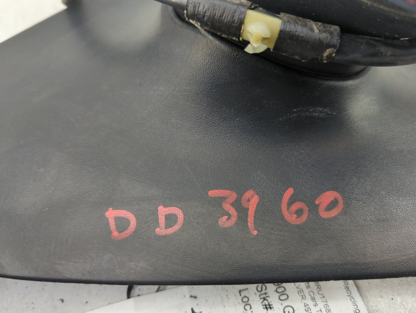 1998 Ford Expedition Passenger Side View Mirror - Right Door Mirror OEM Used - Oemusedautoparts1.com