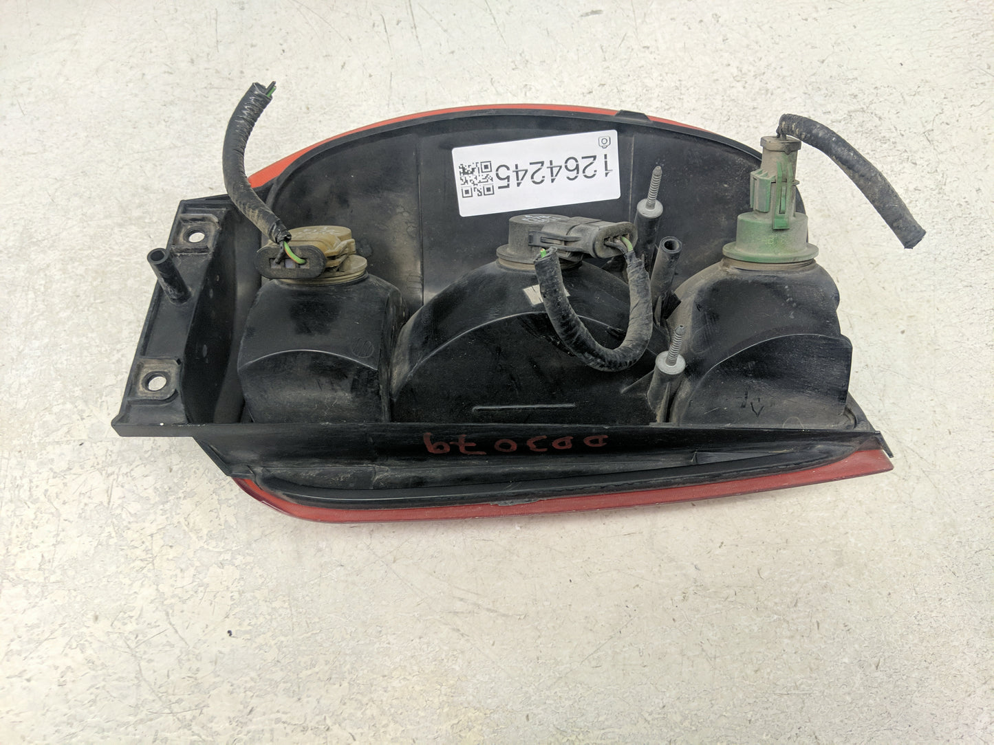 1998 Ford Explorer Tail Light Assembly Driver Left OEM Fits OEM Used Auto Parts - Oemusedautoparts1.com