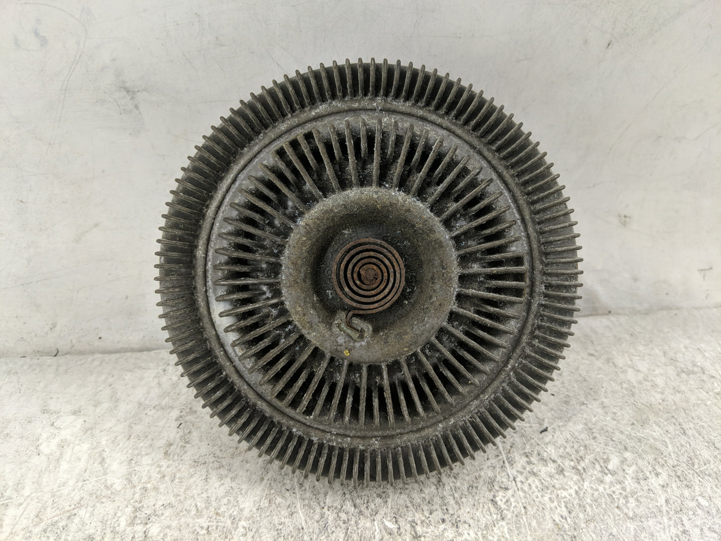 1998-2008 Ford Ranger Radiator Cooling Fan Clutch 1483927 - Oemusedautoparts1.com