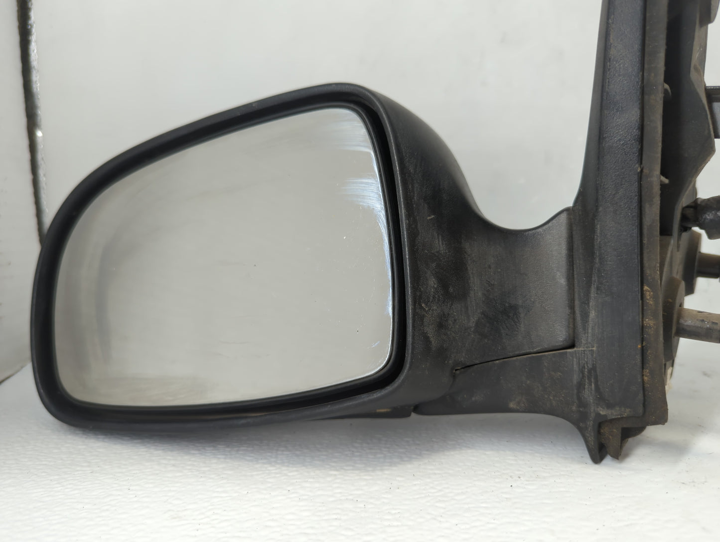 1998 Ford Windstar Side Mirror Replacement Driver Left View Door Mirror P/N:UTA 66161 Fits OEM Used Auto Parts - Oemusedauto
