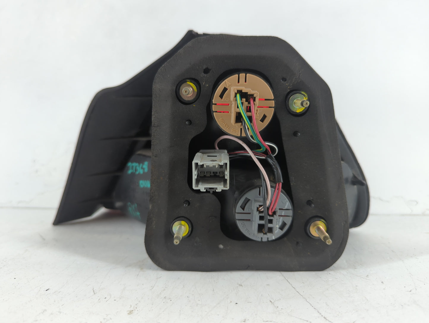 1998-2002 Honda Accord Tail Light Assembly Driver Left OEM P/N:2VA 938 864 Fits Fits 1998 1999 2000 2001 2002 OEM Used Auto