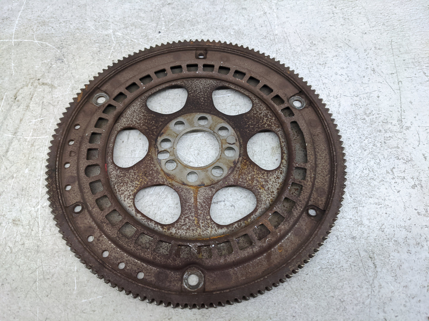 1998 Jaguar Xj8 Transmission Flywheel Flexplate Fits OEM Used Auto Parts - Oemusedautoparts1.com