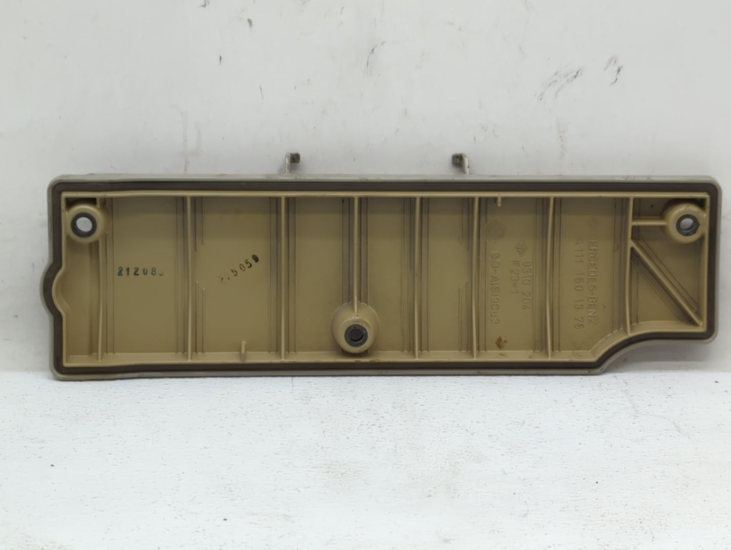 1998 Mercedes-benz C250 Engine Cover - Oemusedautoparts1.com