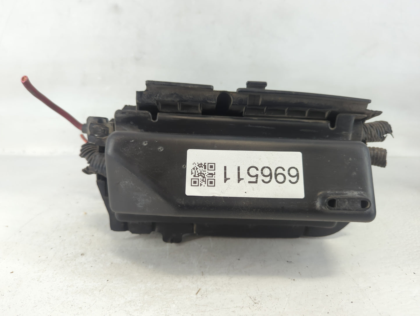1998 Saturn Sw2 Fusebox Fuse Box Panel Relay Module Fits OEM Used Auto Parts - Oemusedautoparts1.com