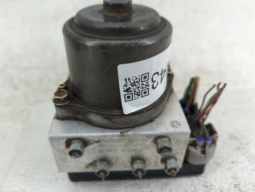 1996-2000 Toyota 4runner ABS Pump Control Module Replacement P/N:7L041556 81900-6790 Fits Fits 1996 1997 1998 1999 2000 OEM Used Auto Parts