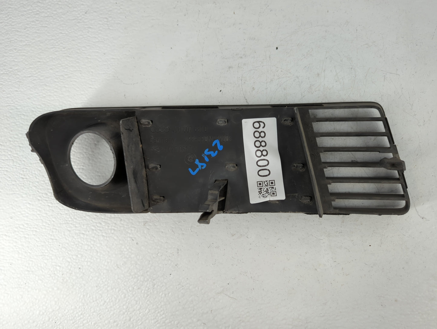 1998-2001 Audi A6 Front Grille Bumper Not Included - Oemusedautoparts1.com