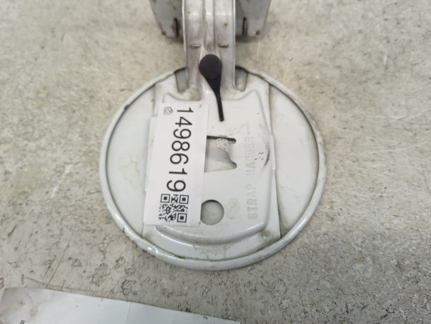 1999 Chevrolet S10 Blazer Fuel Tank Door Lid Gas Tank White - Oemusedautoparts1.com