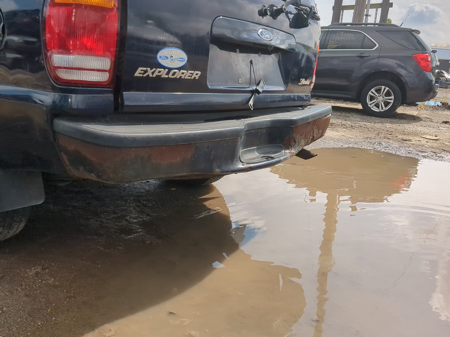 1999-2001 Ford Explorer Rear Bumper Assembly Oem - Oemusedautoparts1.com