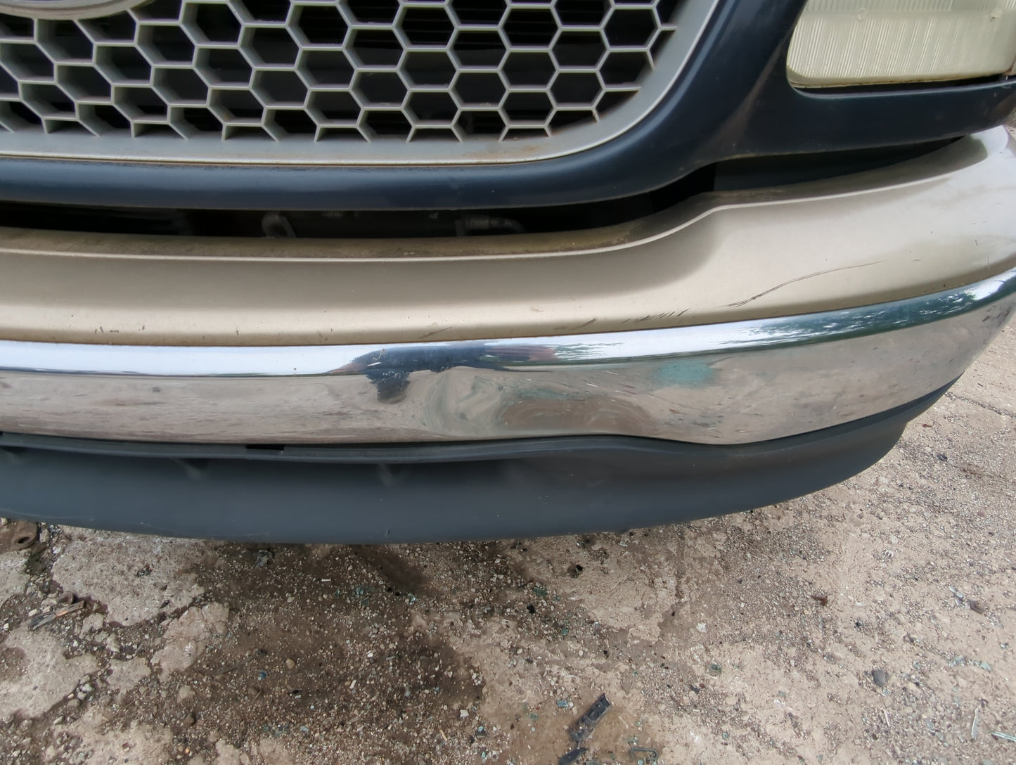 1999-2002 Ford F-150 Front Bumper - Oem - Oemusedautoparts1.com