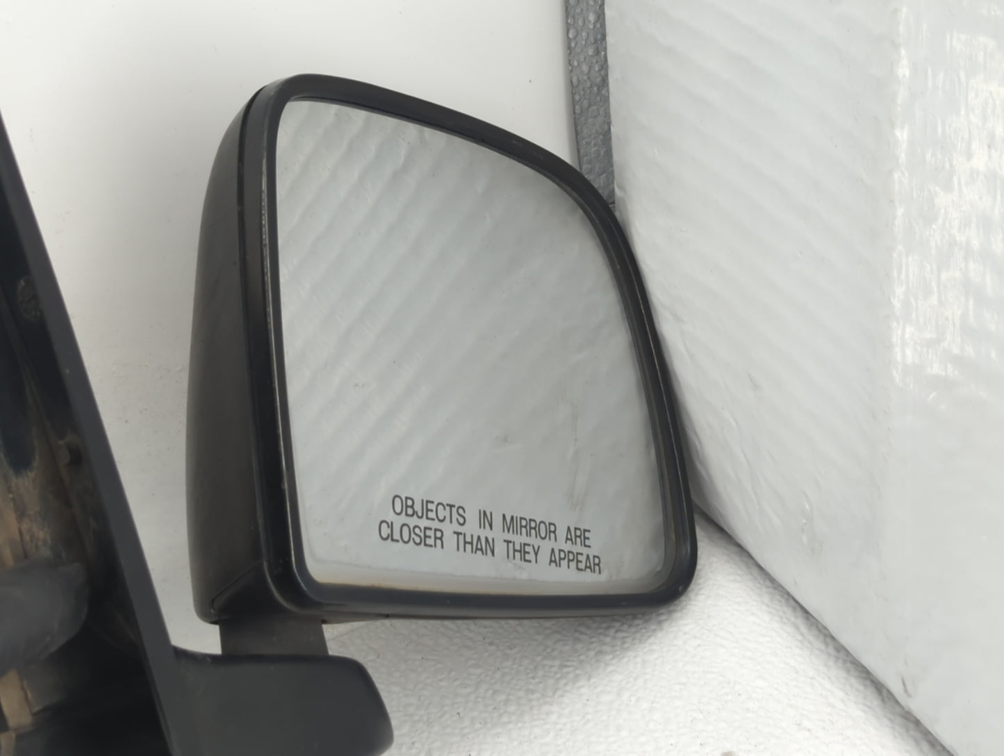1995-2005 Ford Ranger Passenger Right Side View Manual Door Mirror Black - Oemusedautoparts1.com