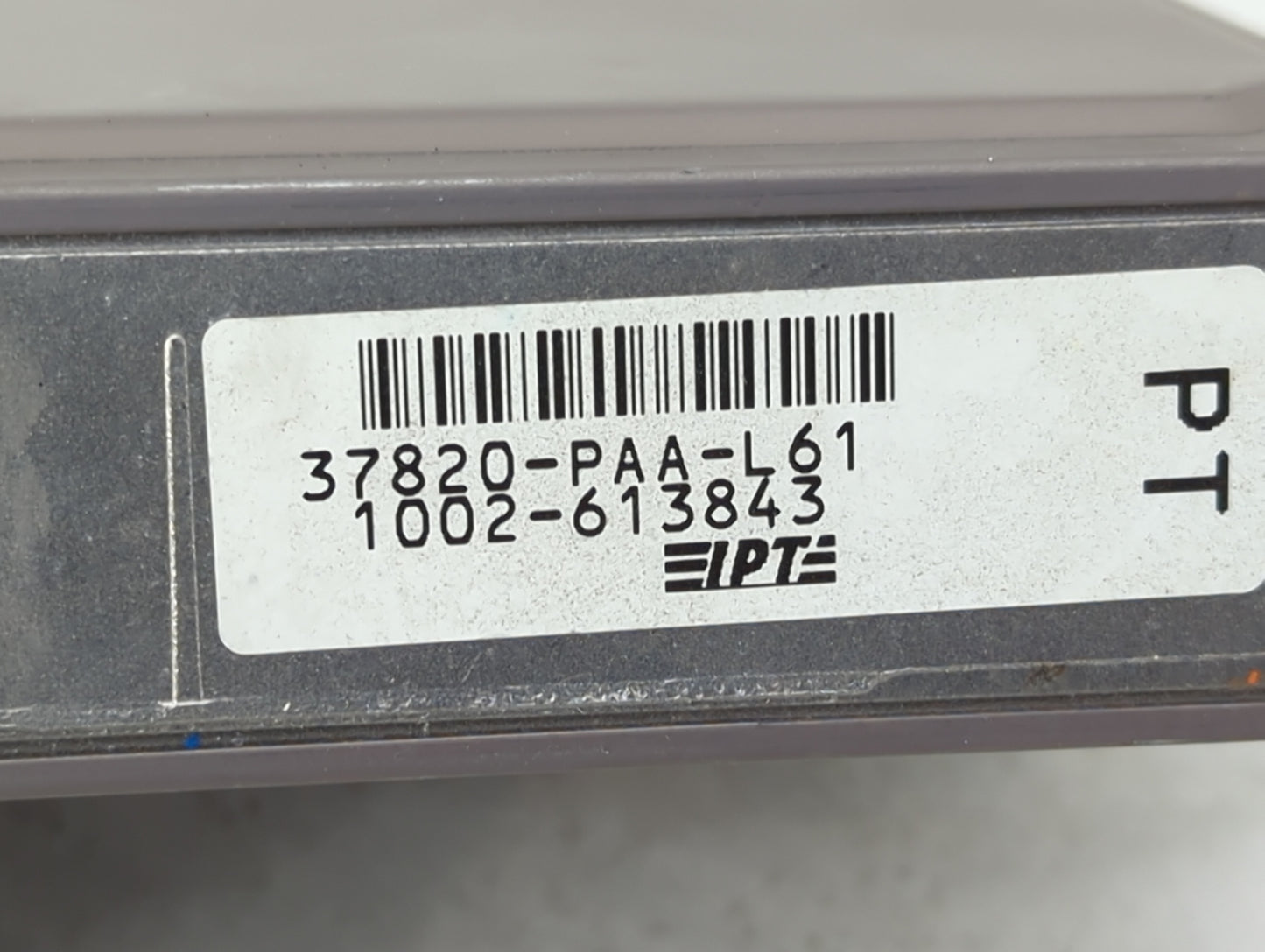 1998-1999 Honda Accord PCM Engine Control Computer ECU ECM PCU OEM P/N:37820-PAA-L61 Fits Fits 1998 1999 OEM Used Auto Parts