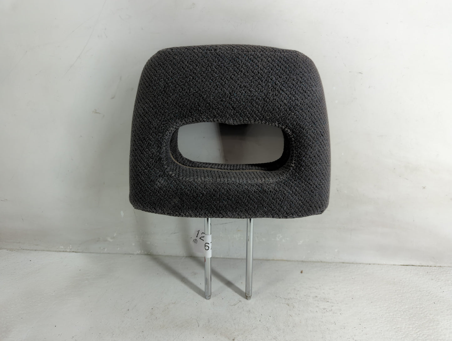 1998-2001 Honda Cr-V Headrest Head Rest Front Driver Passenger Seat Fits Fits 1998 1999 2000 2001 OEM Used Auto Parts - Oemu