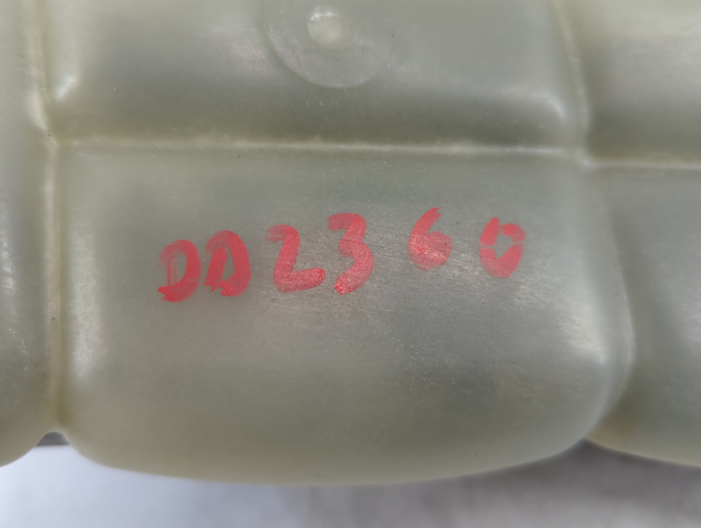 1998-1999 Mercedes-benz E320 Windshield Washer Fluid Reservoir Bottle Oem - Oemusedautoparts1.com
