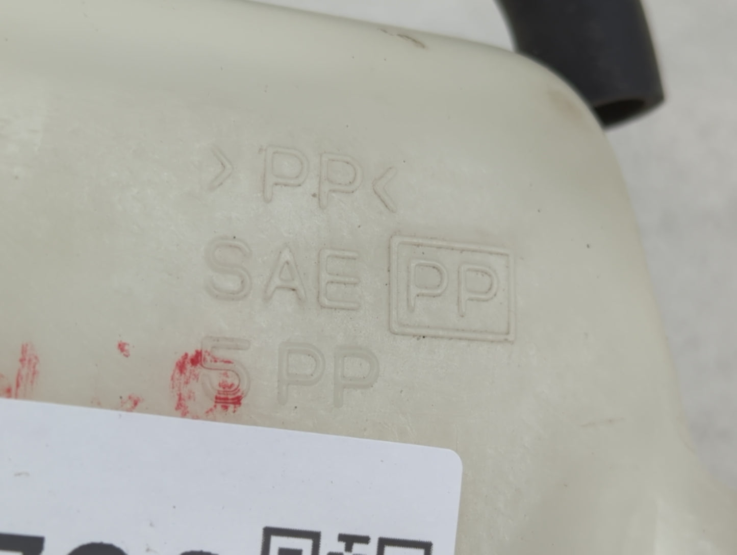 1999 Montero Sport Windshield Washer Fluid Reservoir Bottle Oem - Oemusedautoparts1.com