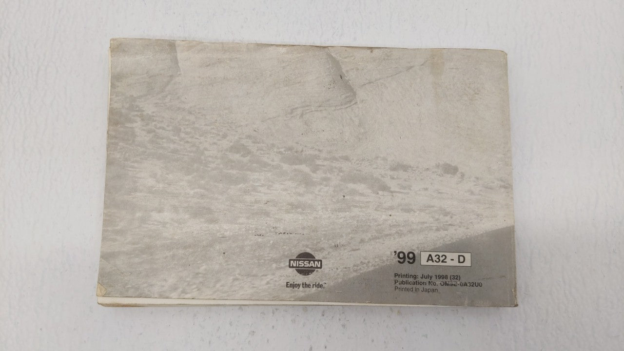 1999 Nissan Maxima Owners Manual Book Guide P/N:OM9E-0A32U0 OEM Used Auto Parts - Oemusedautoparts1.com