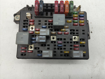 1999 Nissan Quest Fusebox Fuse Box Panel Relay Module P/N:15328842 Fits OEM Used Auto Parts