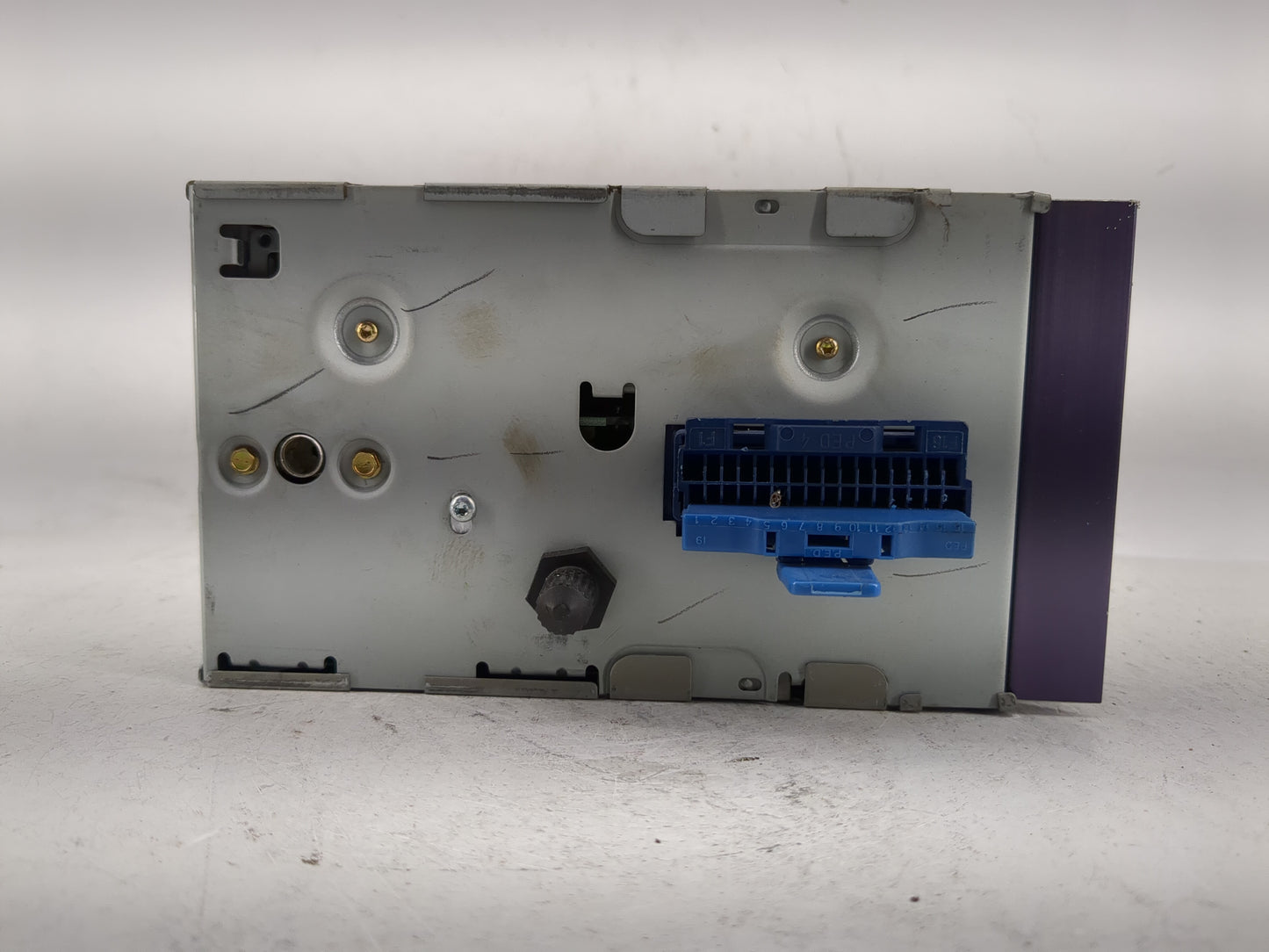1998-1999 Oldsmobile Bravada Radio AM FM Cd Player Receiver Replacement P/N:09366523 Fits Fits 1996 1997 1998 1999 2000 OEM