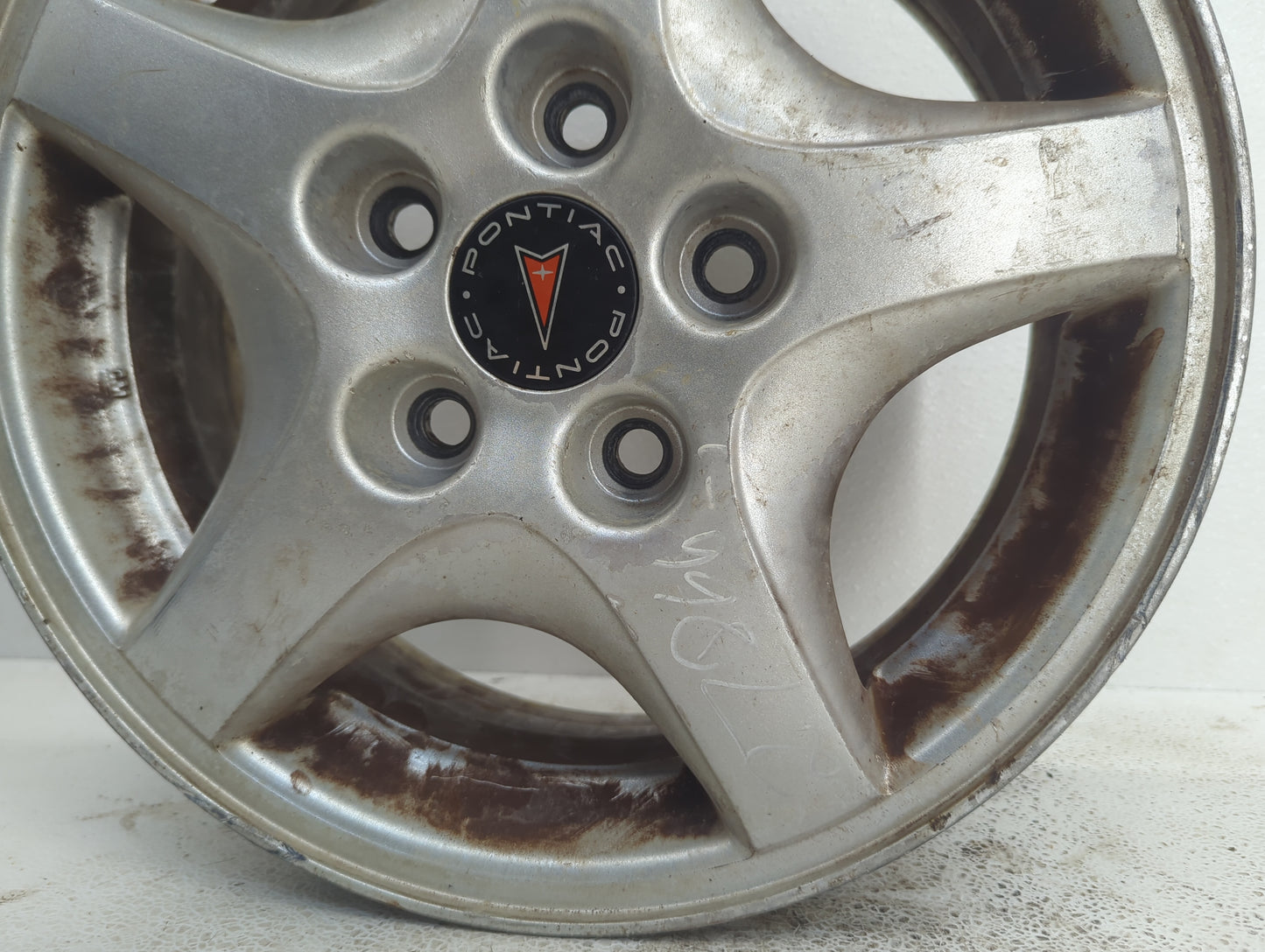 1999-2005 Pontiac Montana Oem Wheel Rim 1092323 - Oemusedautoparts1.com