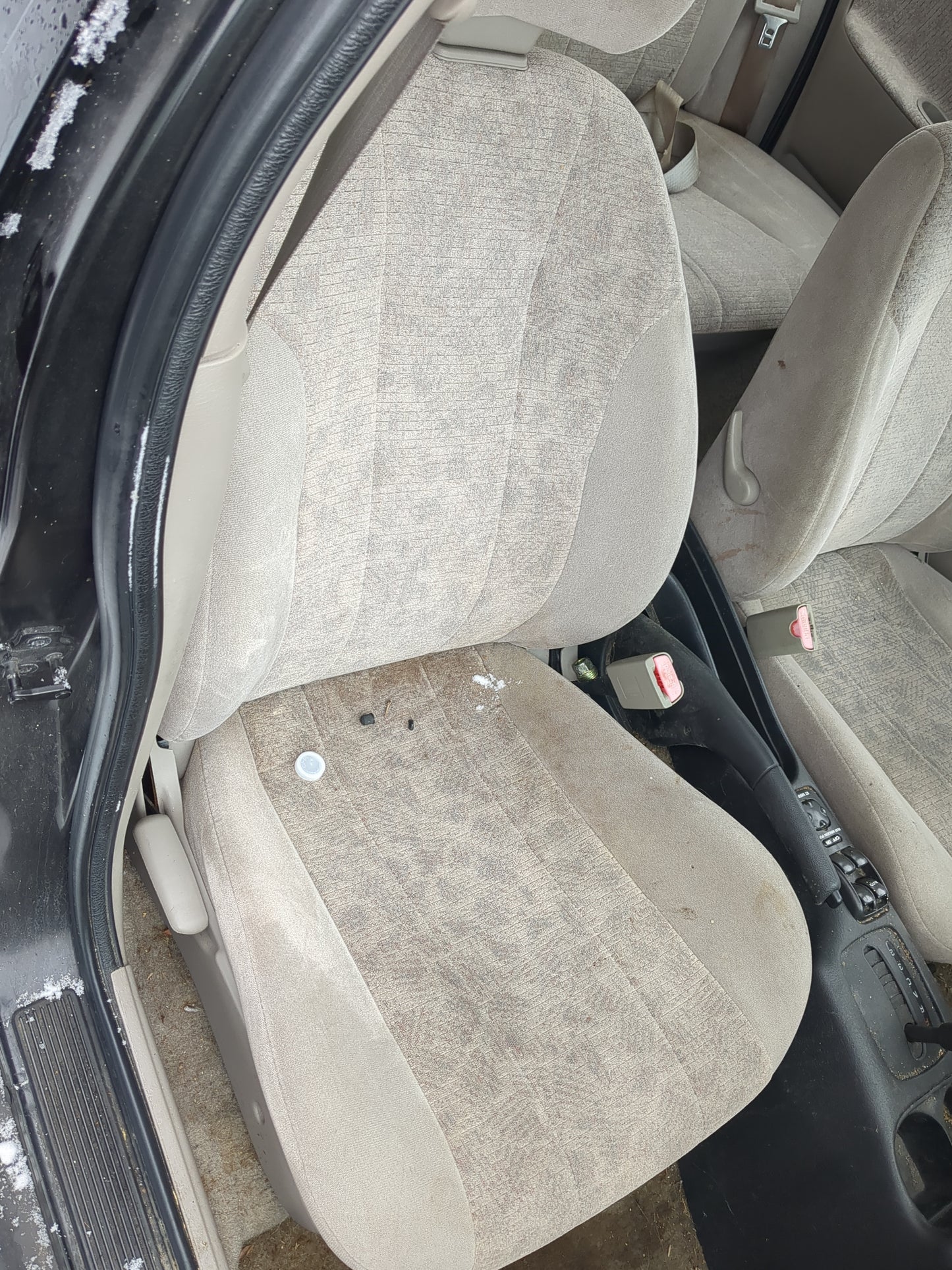 1999 Saturn Sl2 Passenger Front Seat Oem - Oemusedautoparts1.com