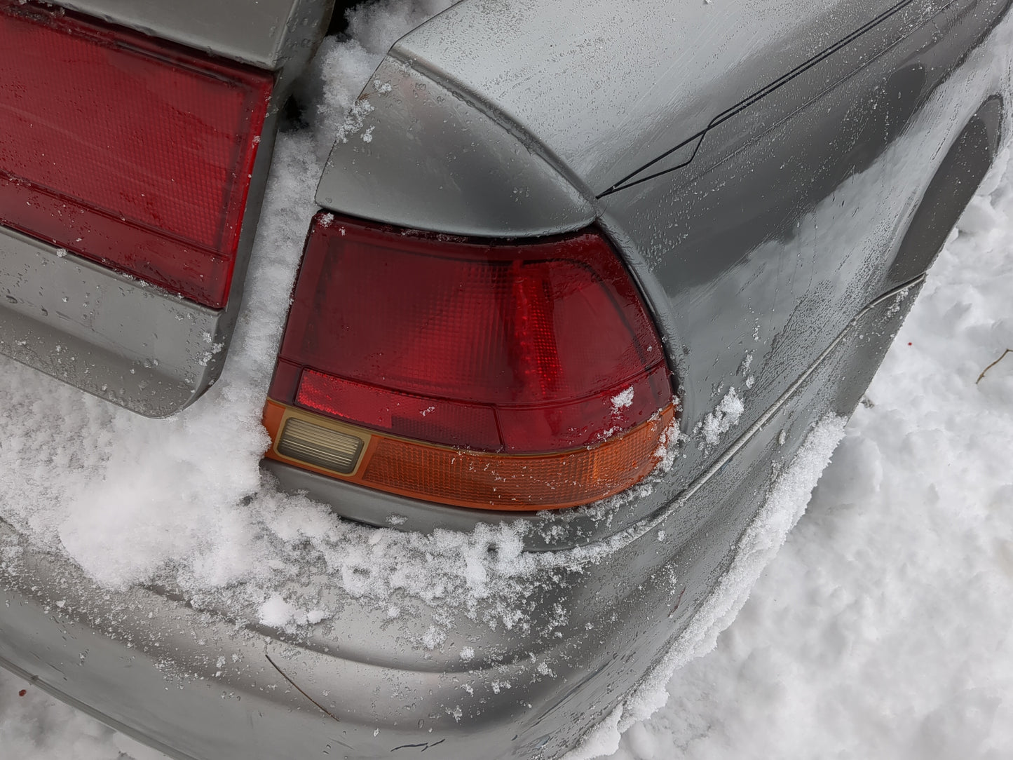 1997-1999 Saturn Sl2 Tail Light Assembly Passenger Right OEM Fits Fits 1997 1998 1999 OEM Used Auto Parts - Oemusedautoparts