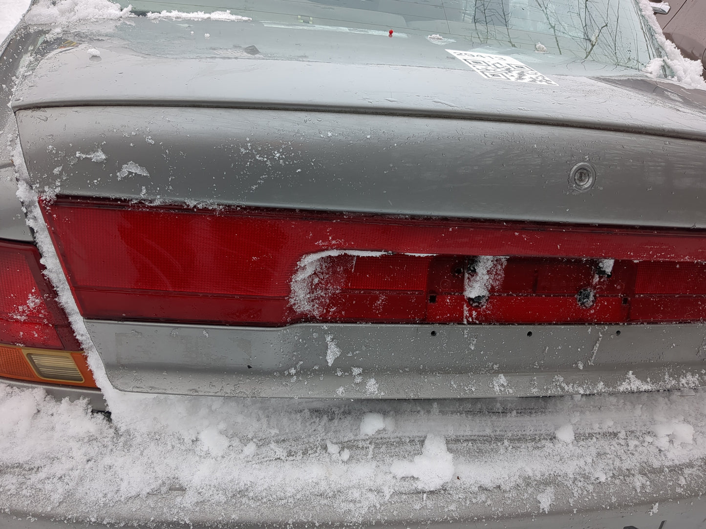 1999 Saturn Sl2 Driver Left Side Tail Light Taillight Deck Lid Mounted - Oemusedautoparts1.com